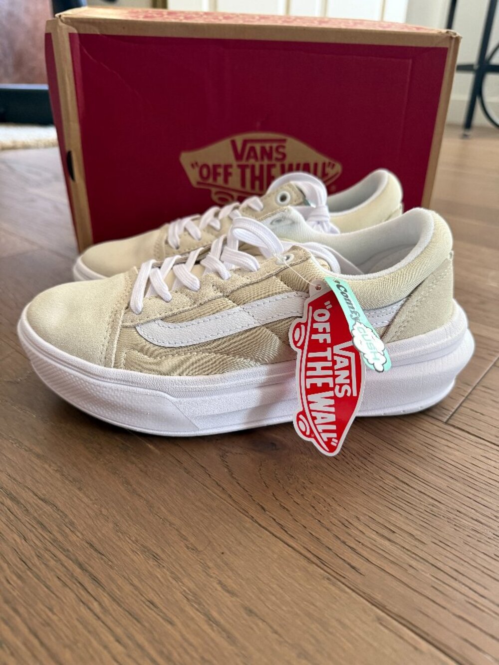 VANS Old Skool Overt CC Comfy Skate Platform Shoes Unisex M 5/W 6.5 Sand White